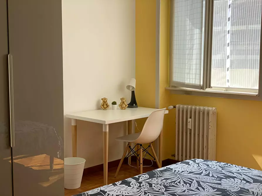 Immagine 2 di Camera in affitto  in Viale Campania a Milano
