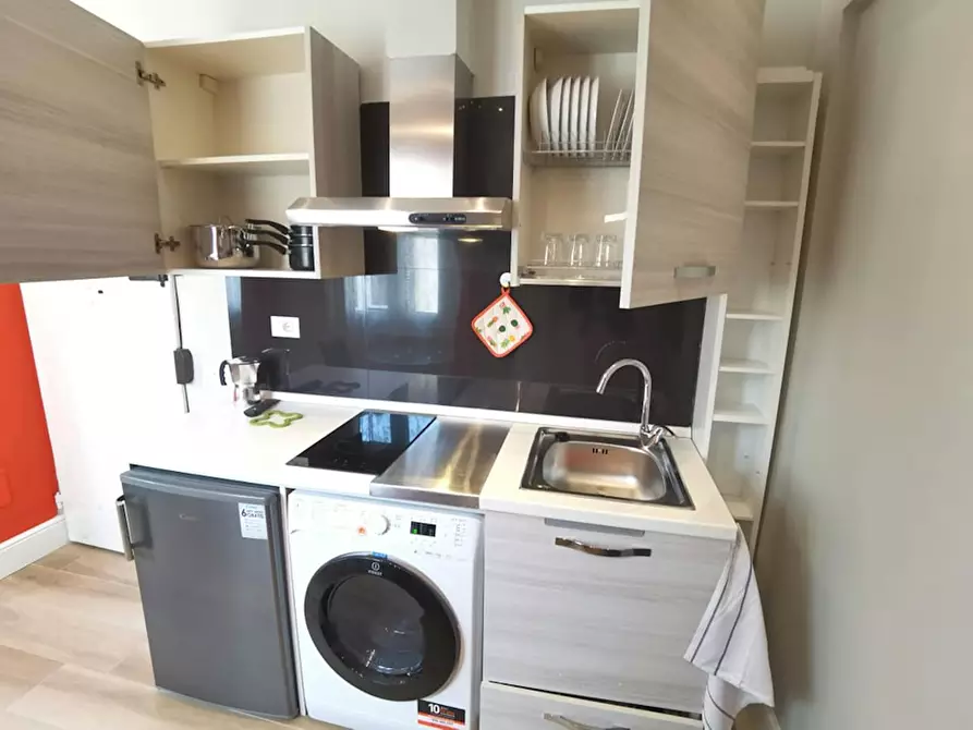 Immagine 6 di Camera condivisa in affitto  in Via Magenta a Firenze