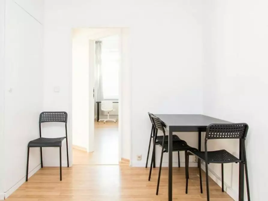 Immagine 4 di Camera in affitto  in Bismarckstraße a Berlin