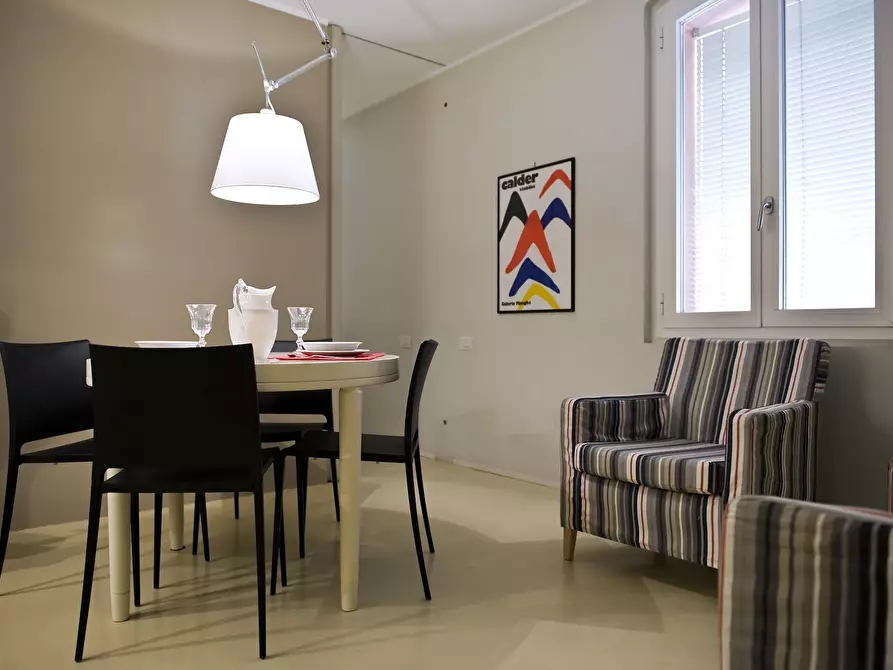 Immagine 1 di Appartamento in affitto  in Via Mascarella a Bologna
