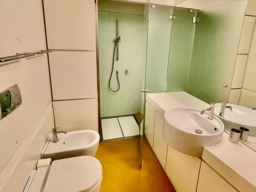 Immagine 5 di Appartamento in affitto  in Via Mascarella a Bologna