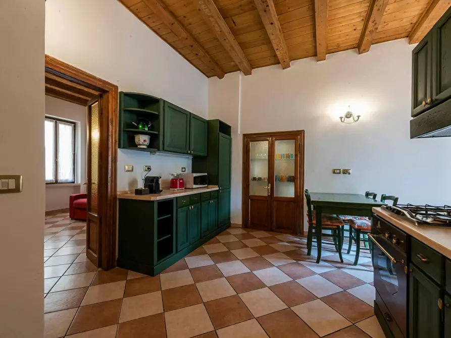 Immagine 2 di Appartamento in affitto  in Via Redentore a Verona
