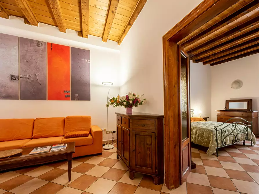 Immagine 8 di Appartamento in affitto  in Via Redentore a Verona
