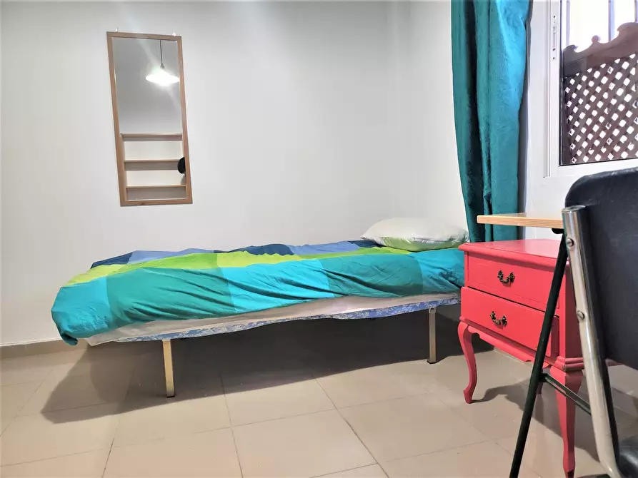 Immagine 5 di Camera in affitto  in Calle Mármoles a Sevilla