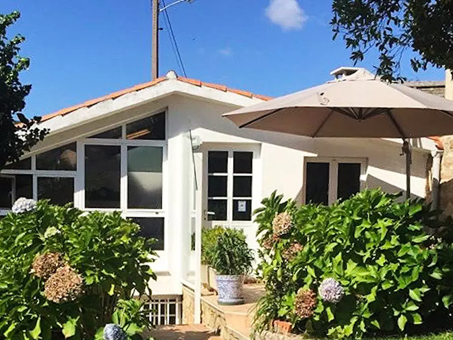 Immagine 1 di Casa indipendente in affitto  in Estrada a Estorde a Pereiriña, A (San Xian)