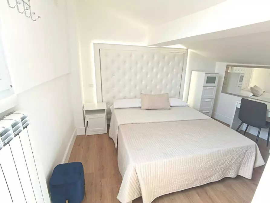 Immagine 9 di Camera in affitto  in Via Magenta a Firenze