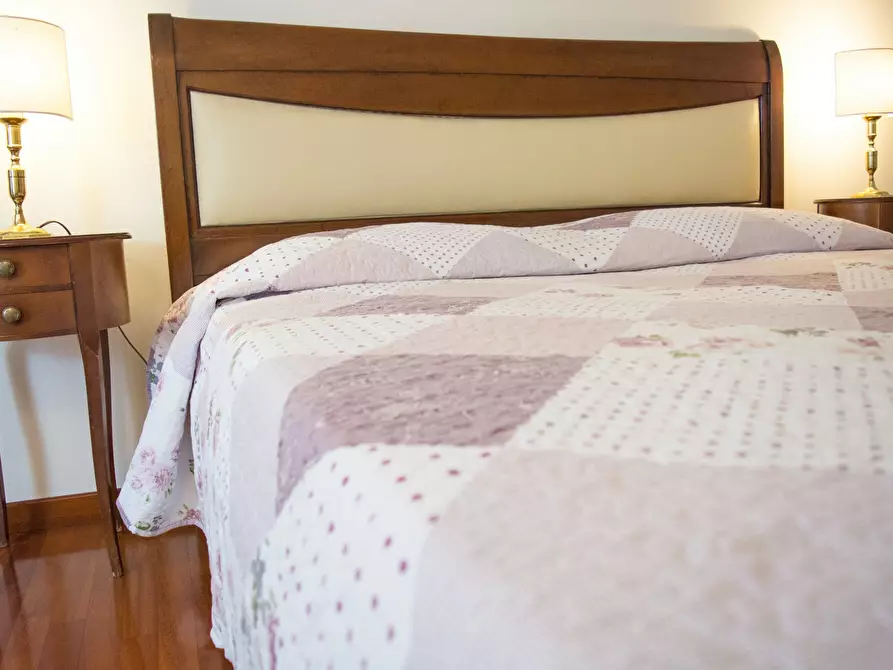 Immagine 2 di Camera in affitto  in Via Oglio a Milano