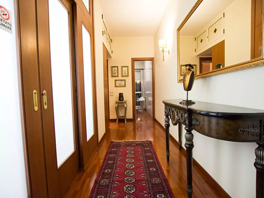 Immagine 3 di Camera in affitto  in Via Oglio a Milano