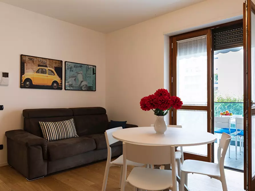 Immagine 1 di Appartamento in affitto  in Via Rimini a Milano