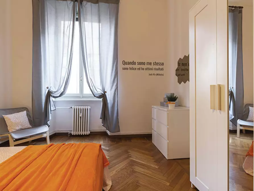 Immagine 5 di Camera in affitto  in Via Stefano Clemente a Torino