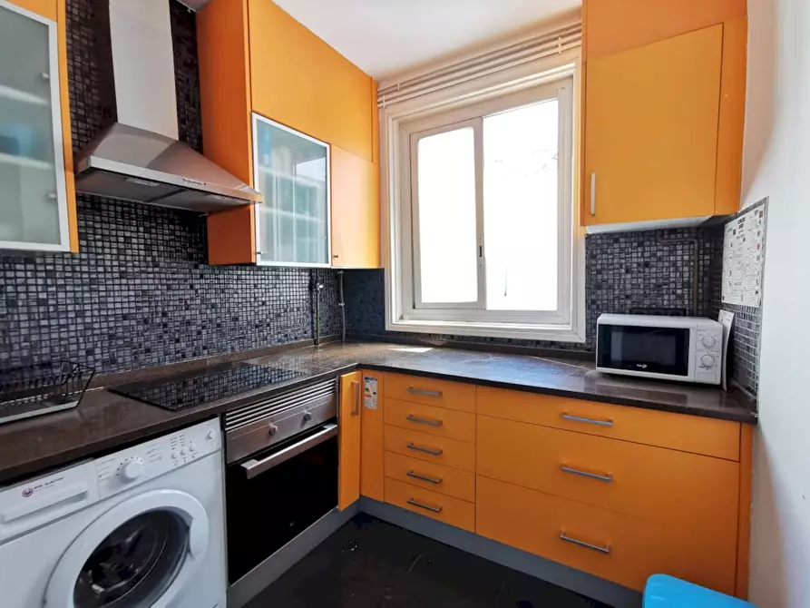 Immagine 6 di Camera in affitto  in Calle de Redondilla a Madrid