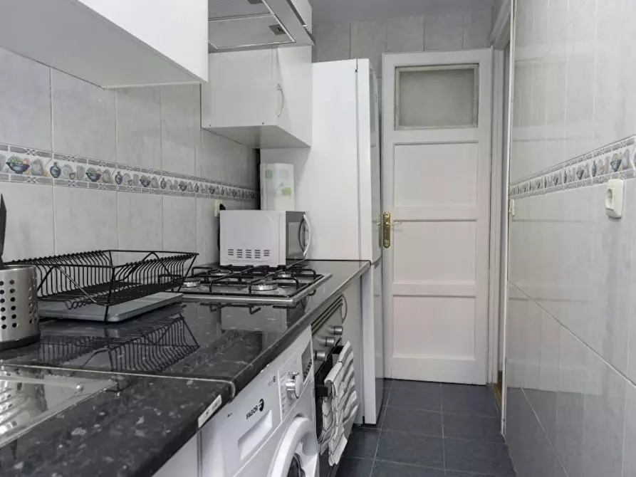 Immagine 6 di Camera in affitto  in Calle del General Lacy a Madrid