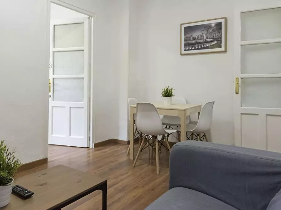 Immagine 5 di Camera in affitto  in Calle del General Lacy a Madrid