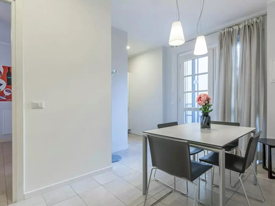 Immagine 7 di Camera in affitto  in Via Bernardino Biondelli a Milano