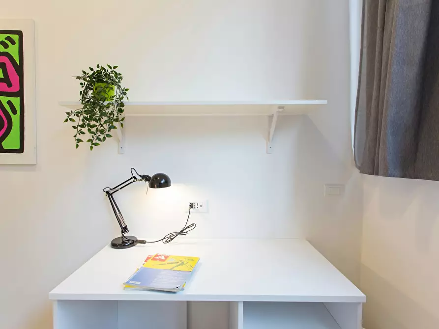 Immagine 4 di Camera in affitto  in Via Alessandro Milesi a Milano