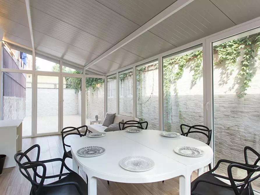 Immagine 10 di Camera in affitto  in Via Alessandro Milesi a Milano