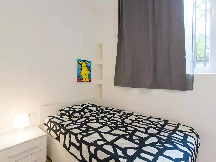 Immagine 1 di Camera in affitto  in Via Alessandro Milesi a Milano