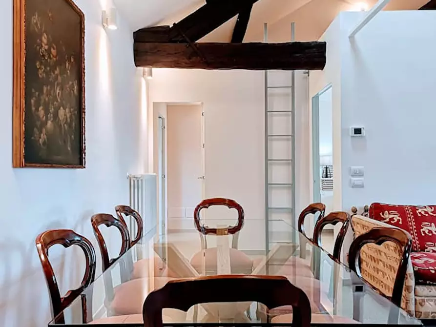 Immagine 7 di Appartamento in affitto  in Via Borromei a Milano