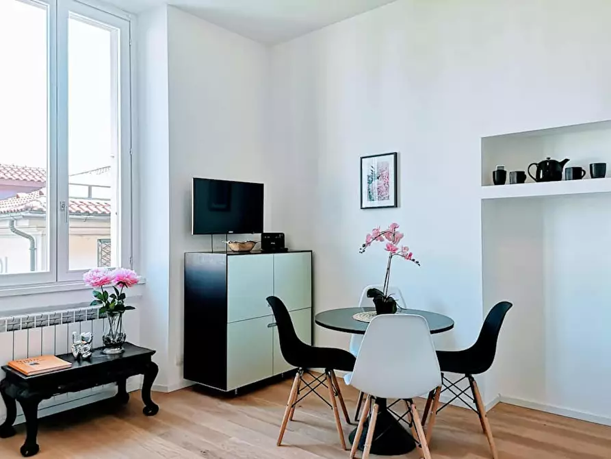 Immagine 1 di Appartamento in affitto  in Via Tortona a Milano