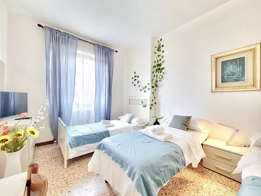 Immagine 5 di Appartamento in affitto  in Via Doberdò a Milano