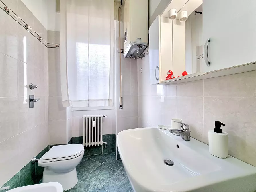 Immagine 8 di Appartamento in affitto  in Via Doberdò a Milano