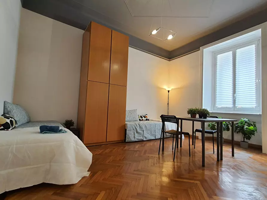 Immagine 9 di Camera in affitto  in Via Sebastiano del Piombo a Milano