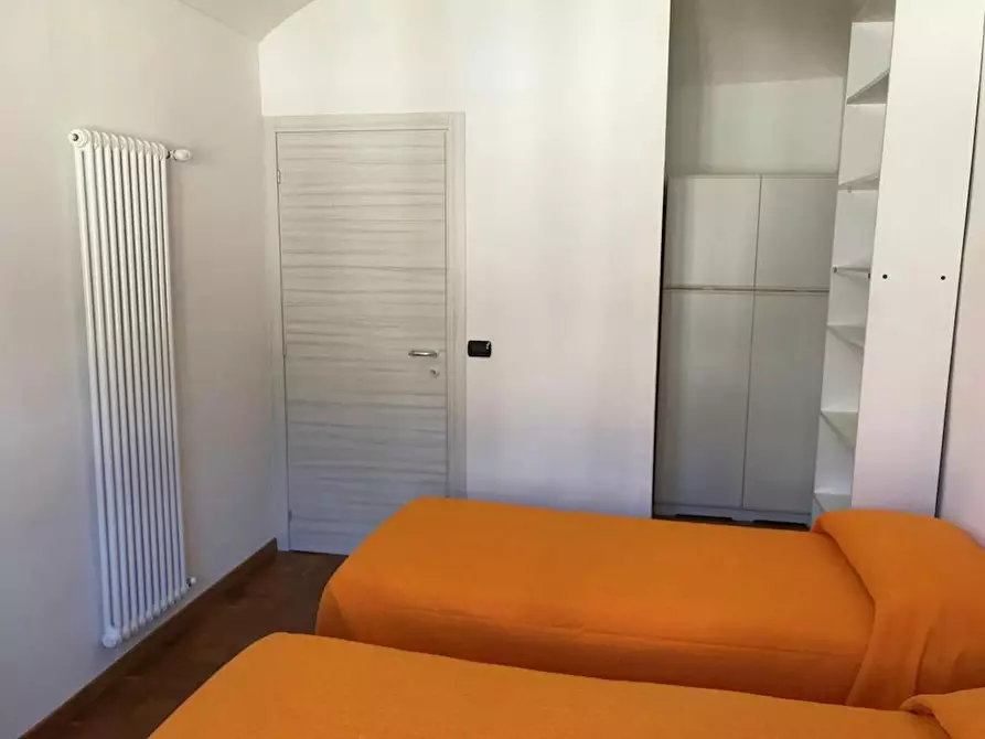 Immagine 3 di Camera in affitto  in Via Andrea Massena a Torino