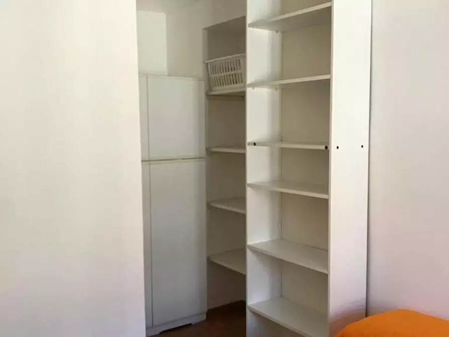 Immagine 4 di Camera in affitto  in Via Andrea Massena a Torino