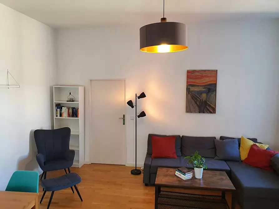 Immagine 2 di Appartamento in affitto  in Cheruskerstraße a Berlin