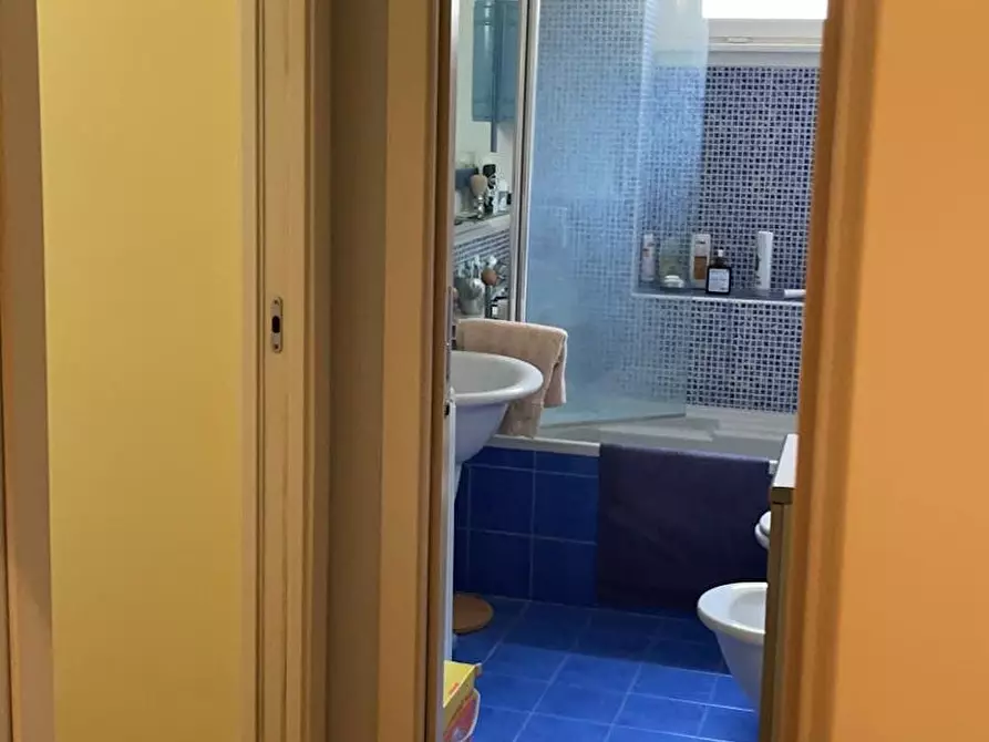 Immagine 4 di Camera in affitto  in Viale Emilio Caldara a Milano