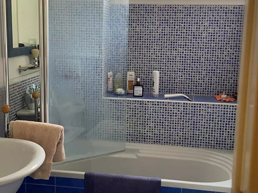 Immagine 3 di Camera in affitto  in Viale Emilio Caldara a Milano