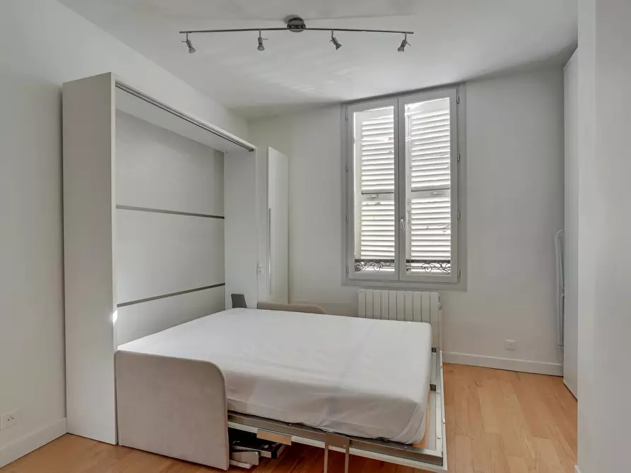 Immagine 7 di Appartamento in affitto  in Rue des Batignolles a Paris 17