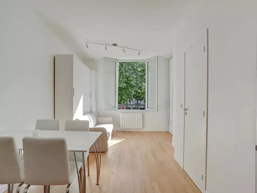 Immagine 3 di Appartamento in affitto  in Rue des Batignolles a Paris 17