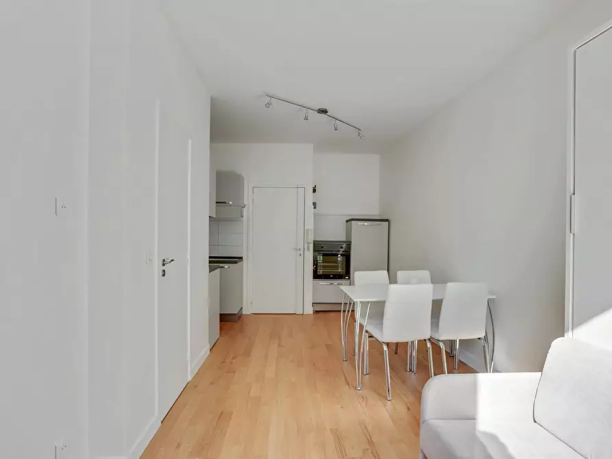 Immagine 5 di Appartamento in affitto  in Rue des Batignolles a Paris 17