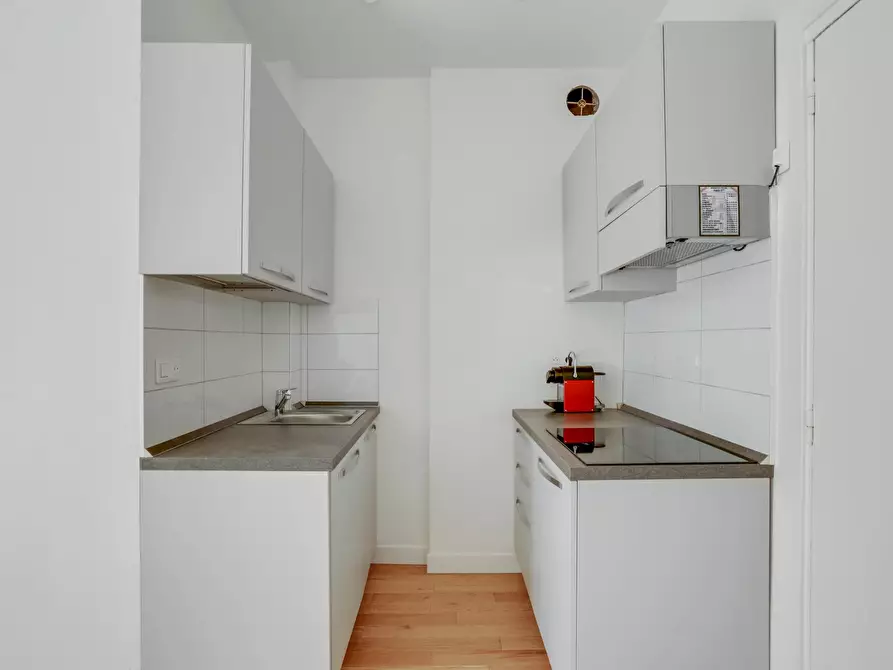 Immagine 10 di Appartamento in affitto  in Rue des Batignolles a Paris 17