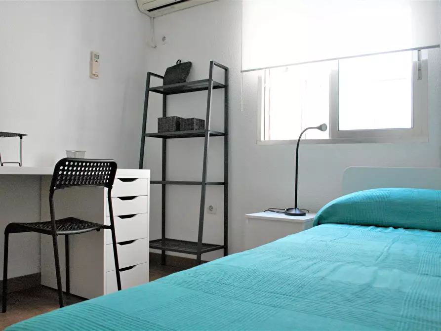 Immagine 4 di Camera in affitto  in Calle Sol a Sevilla