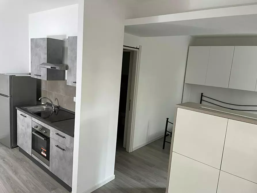 Immagine 7 di Appartamento in affitto  in Via Marche a Pieve Emanuele