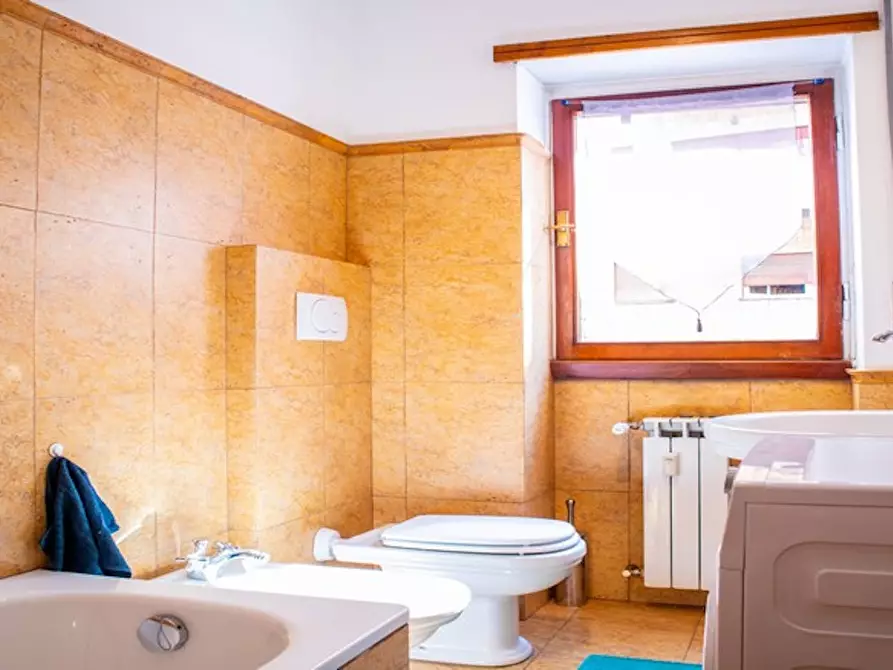 Immagine 7 di Camera in affitto  in Via Alfredo Catalani a Roma