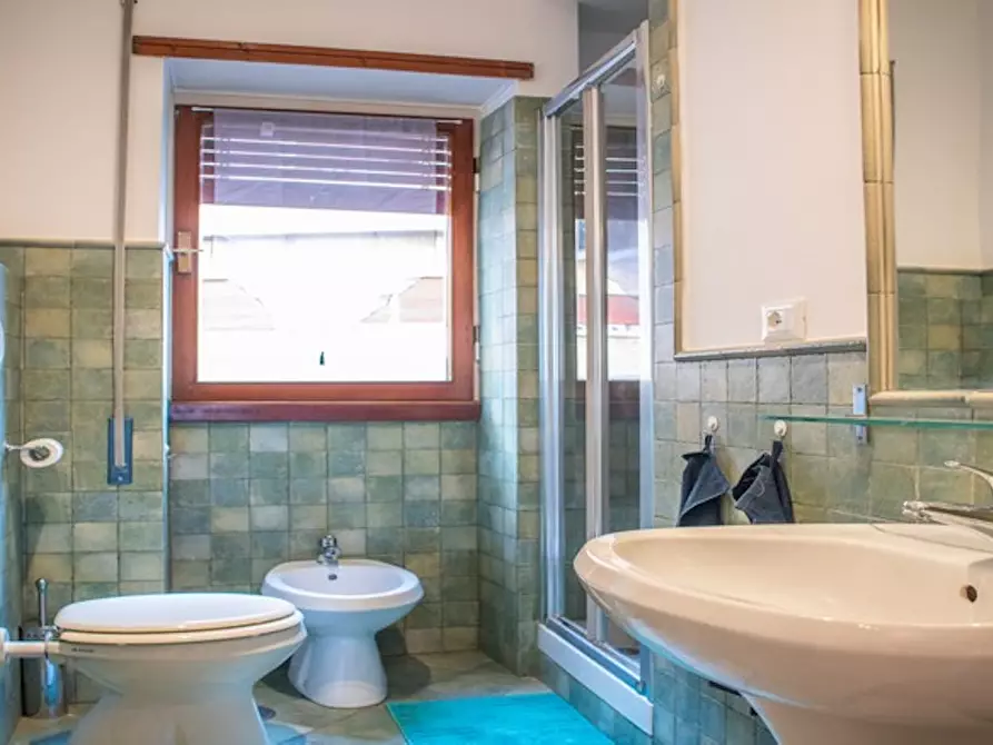 Immagine 10 di Camera in affitto  in Via Alfredo Catalani a Roma