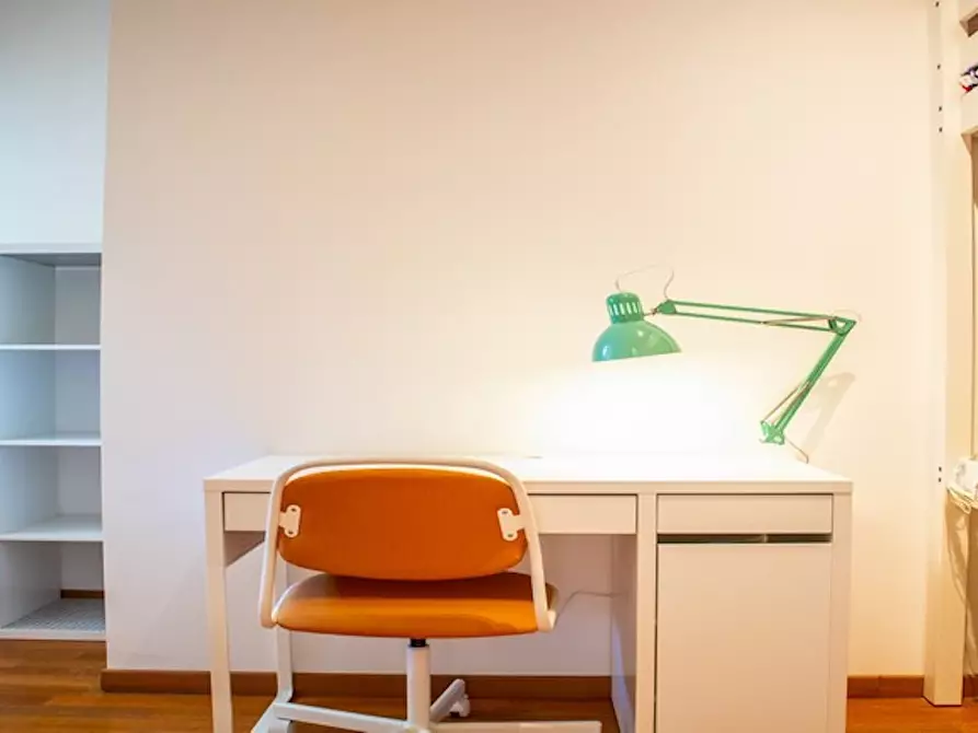 Immagine 2 di Camera in affitto  in Via Alfredo Catalani a Roma