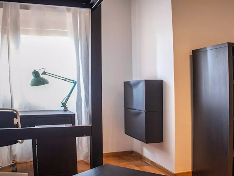 Immagine 2 di Camera in affitto  in Via Alfredo Catalani a Roma