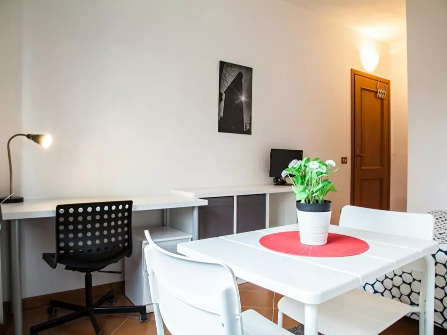 Immagine 6 di Camera in affitto  in Via della Tenuta del Casalotto a Roma