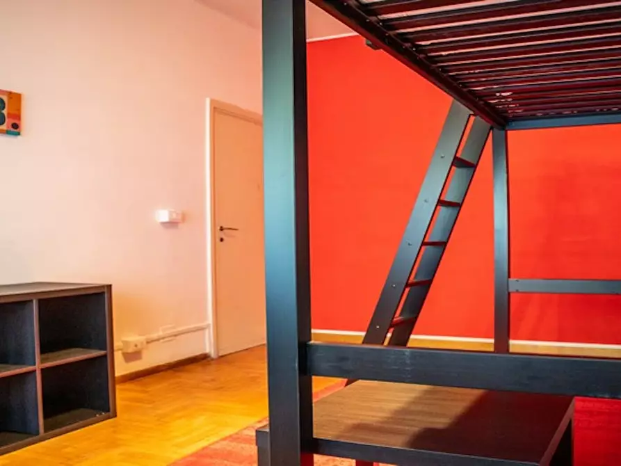 Immagine 4 di Camera in affitto  in Via Alfredo Catalani a Roma