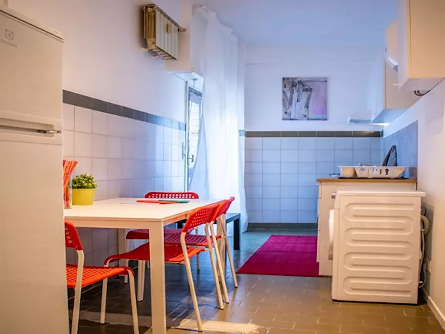 Immagine 4 di Camera in affitto  in Via Alfredo Catalani a Roma