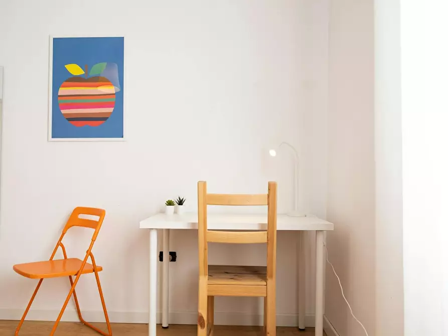 Immagine 7 di Camera in affitto  in Via dei Glicini a Roma