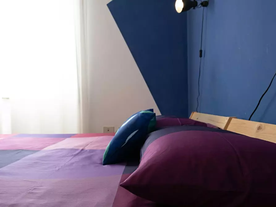 Immagine 10 di Camera in affitto  in Via dei Glicini a Roma