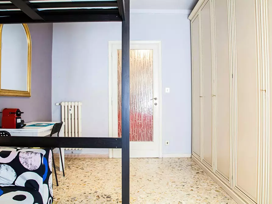 Immagine 2 di Camera in affitto  in Via Tiburtina a Roma