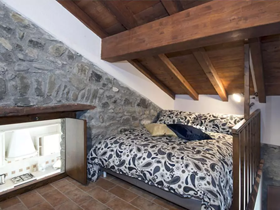 Immagine 1 di Appartamento in affitto  in Località Tresana & Strada Provinciale di Tresana a Tresana