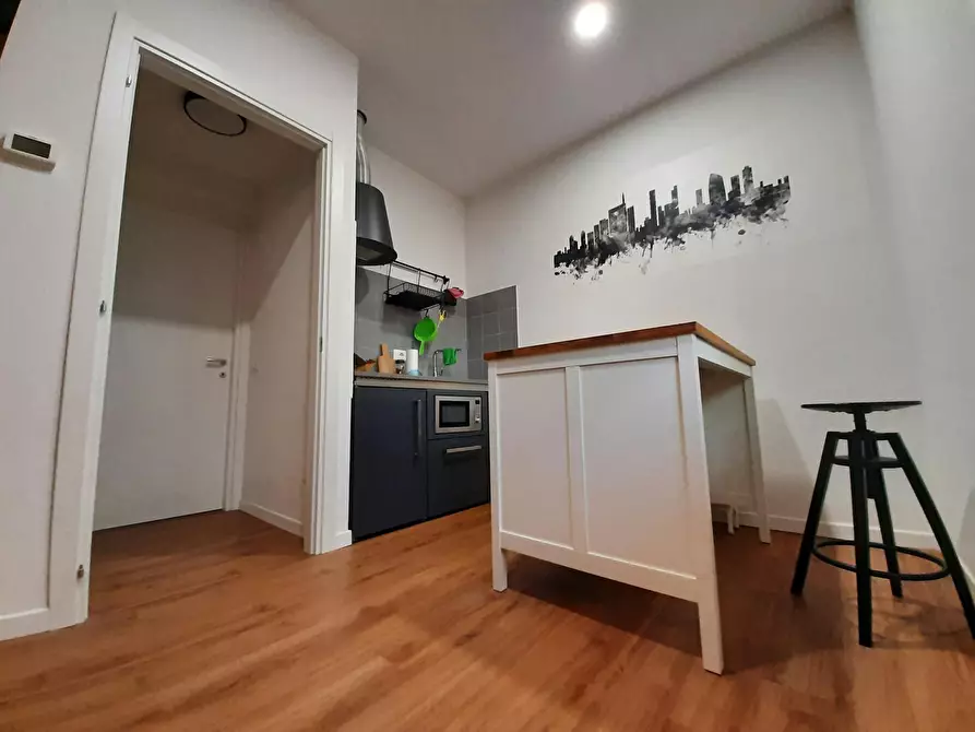 Immagine 6 di Appartamento in affitto  in Via Don Luigi Guanella a Milano