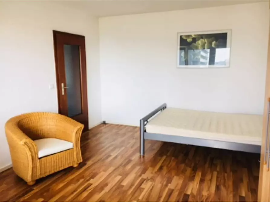 Immagine 1 di Camera in affitto  in Lübecker Straße a Eschborn